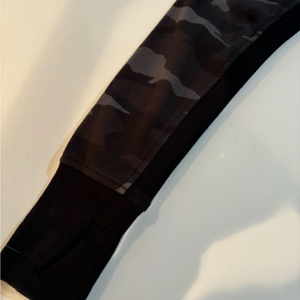 ATHLETA Sm Camouflage Zip-Up Hoodie - Picture 11 of 12